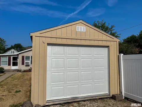 104 N 4th St, Dunlap, IL 61525 photo 13