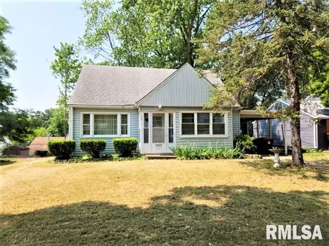 126 W Wynnwood Dr, Peoria, IL 61614