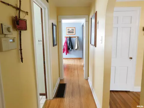 401 S Henry St, Eureka, IL 61530 photo 22