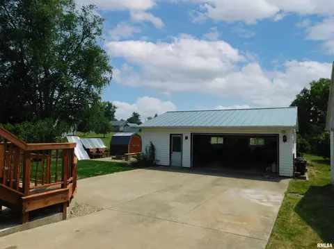 401 S Henry St, Eureka, IL 61530 photo 58