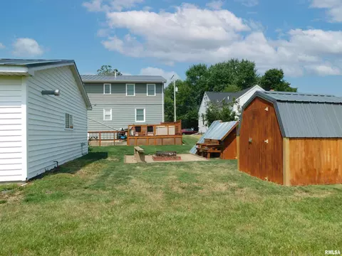 401 S Henry St, Eureka, IL 61530 photo 70