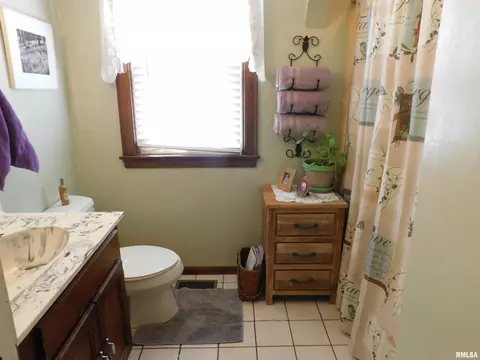 401 S Henry St, Eureka, IL 61530 photo 20