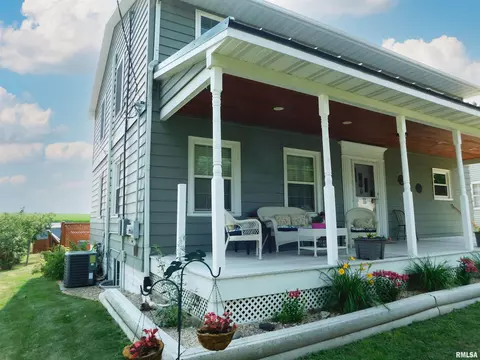 401 S Henry St, Eureka, IL 61530 photo 73