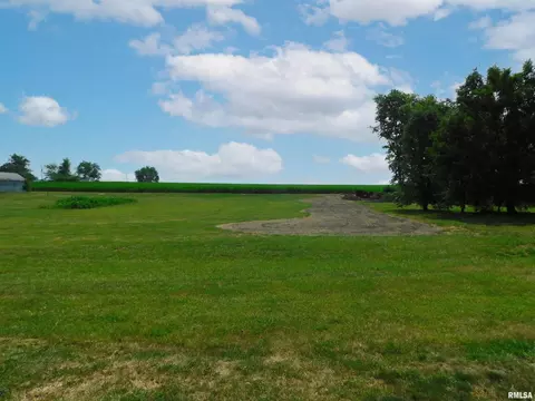 401 S Henry St, Eureka, IL 61530 photo 69