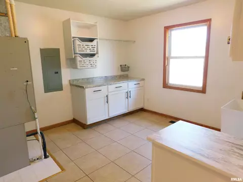 803 E 3rd St, Glasford, IL 61533 photo 35