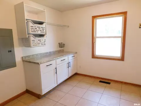 803 E 3rd St, Glasford, IL 61533 photo 37