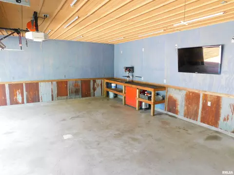 803 E 3rd St, Glasford, IL 61533 photo 46