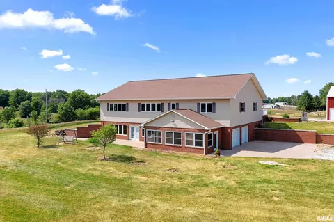 16109 Fiberoptic Rd, Lewistown, IL 61542