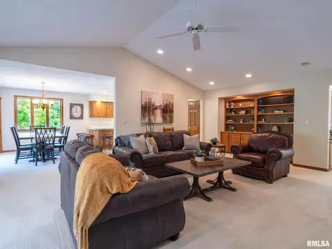7645 W Chestnut Dr, Edwards, IL 61528 photo 12