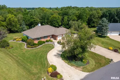 7645 W Chestnut Dr, Edwards, IL 61528 photo 2