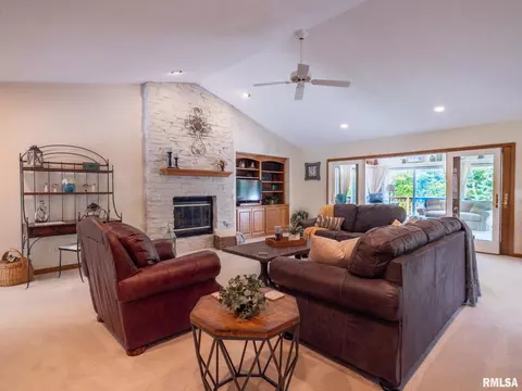 7645 W Chestnut Dr, Edwards, IL 61528 photo 14