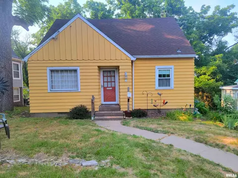 214 Weiman Ave, Bartonville, IL 61607