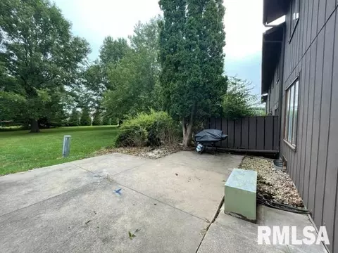 1590 Riverview Dr # -5, Macomb, IL 61455 photo 25