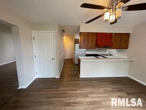 1590 Riverview Dr # -5, Macomb, IL 61455 photo 7