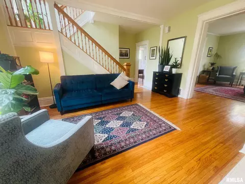 504 S Dudley St, Macomb, IL 61455 photo 5