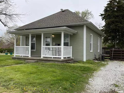 630 W Orchard St, Macomb, IL 61455