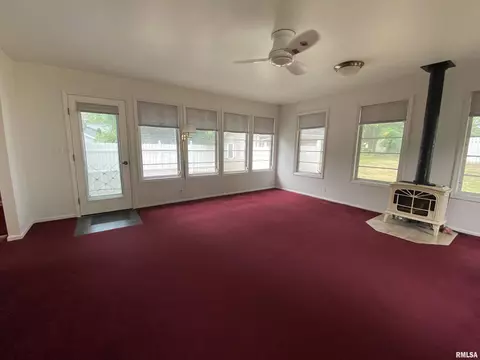 530 Meadow Dr, Macomb, IL 61455 photo 19