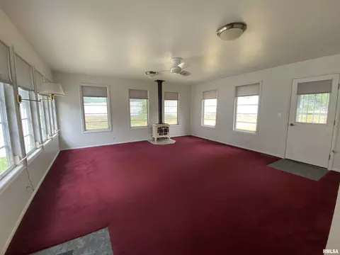 530 Meadow Dr, Macomb, IL 61455 photo 17