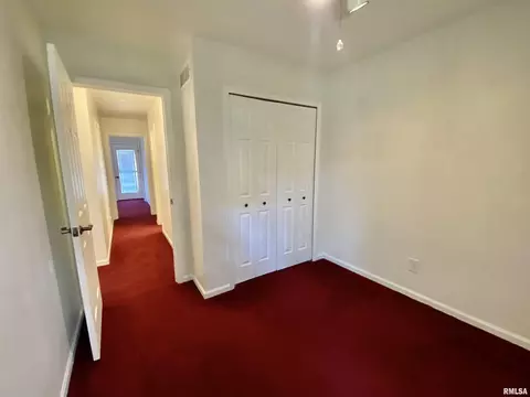 530 Meadow Dr, Macomb, IL 61455 photo 33