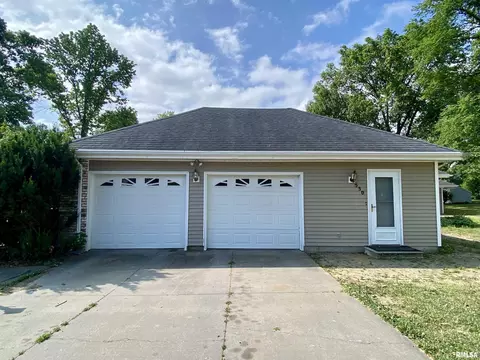 530 Meadow Dr, Macomb, IL 61455 photo 6