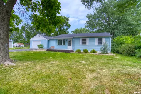 305 Wagner St, Washington, IL 61571