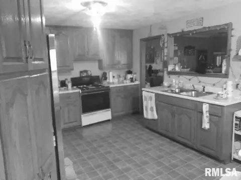 14130 E Il Hwy 9 Hwy, Fiatt, IL 61433 photo 5