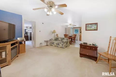 9721 S Reed City Rd, Mapleton, IL 61547 photo 8