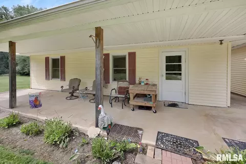9721 S Reed City Rd, Mapleton, IL 61547 photo 5