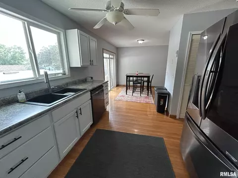 65 Richmond Rd, Macomb, IL 61455 photo 16