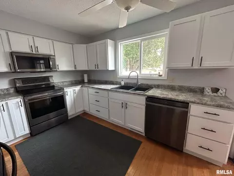 65 Richmond Rd, Macomb, IL 61455 photo 15