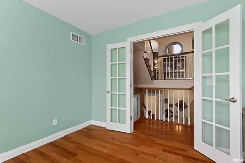308 Windsor Dr, Germantown Hills, IL 61548 photo 28