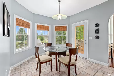 308 Windsor Dr, Germantown Hills, IL 61548 photo 22