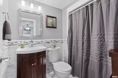 308 Windsor Dr, Germantown Hills, IL 61548 photo 35