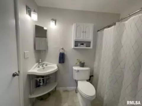145 Holden Dr, Macomb, IL 61455 photo 21