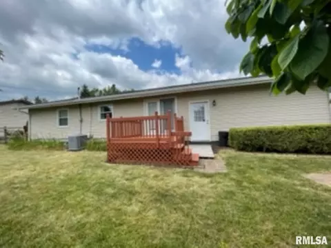 145 Holden Dr, Macomb, IL 61455 photo 40