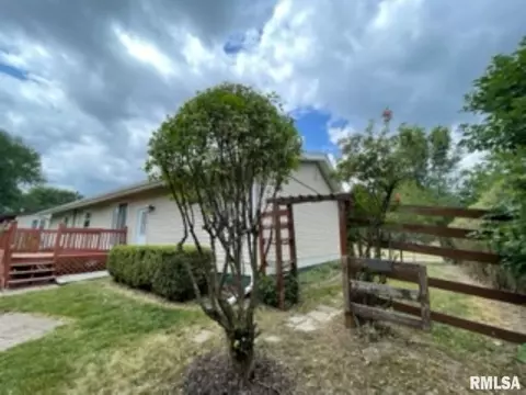 145 Holden Dr, Macomb, IL 61455 photo 41