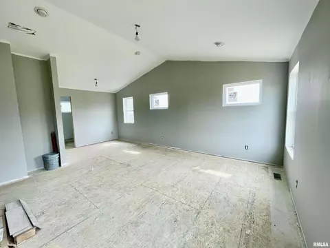 209 Saddlerock Dr, Washington, IL 61571 photo 8