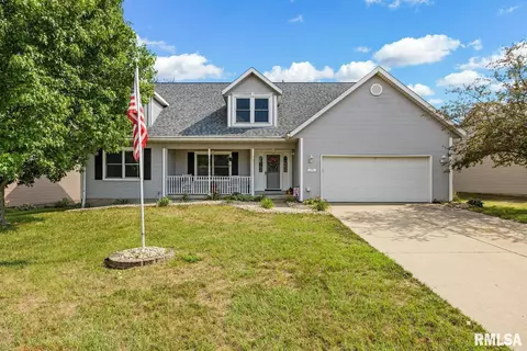 1110 Kennedy Dr, Pekin, IL 61554
