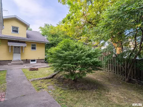 1703 E Jackson St, Bloomington, IL 61701 photo 44