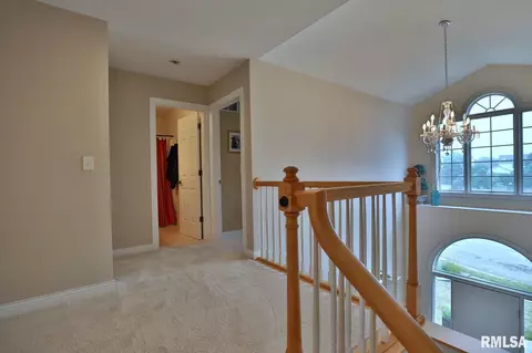 2203 W Dover Ct, Dunlap, IL 61525 photo 21