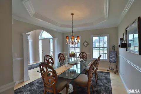 2203 W Dover Ct, Dunlap, IL 61525 photo 7