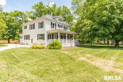 311 W Kauffman St, Congerville, IL 61729