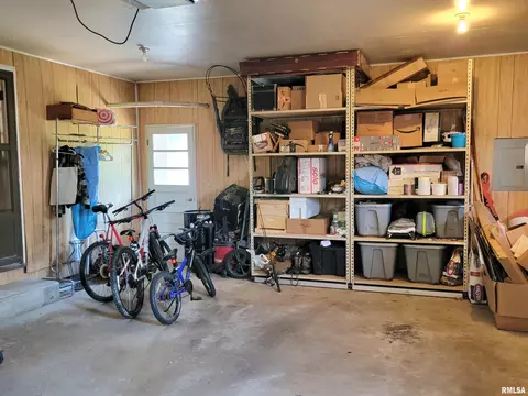 75 Edmar Dr, Canton, IL 61520 photo 39