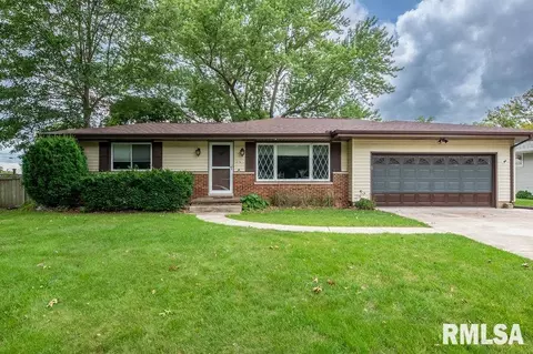 2721 S Tiara Strip Rd, Peoria, IL 61607