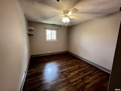 1 Pollock Dr, Macomb, IL 61455 photo 16
