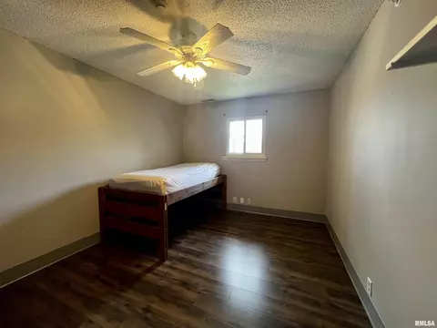 1 Pollock Dr, Macomb, IL 61455 photo 9