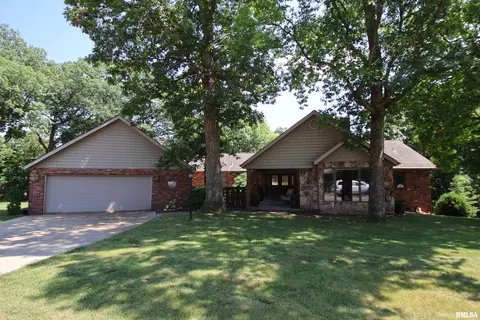 11014 N Tall Oaks Ln, Peoria, IL 61615