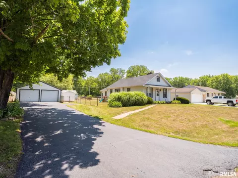9518 S Robinson Ln, Mapleton, IL 61547 photo 3