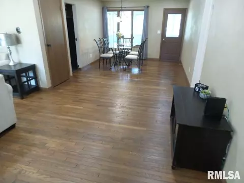 819 Green St, Henry, IL 61537 photo 19