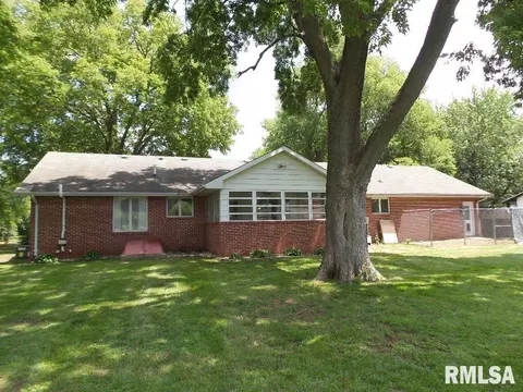 819 Green St, Henry, IL 61537 photo 63
